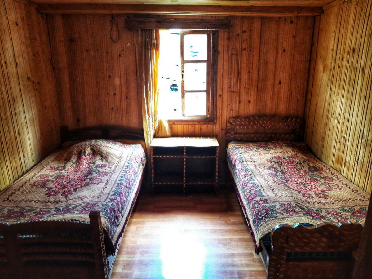 Guest House Buba Ushguli Habitación foto